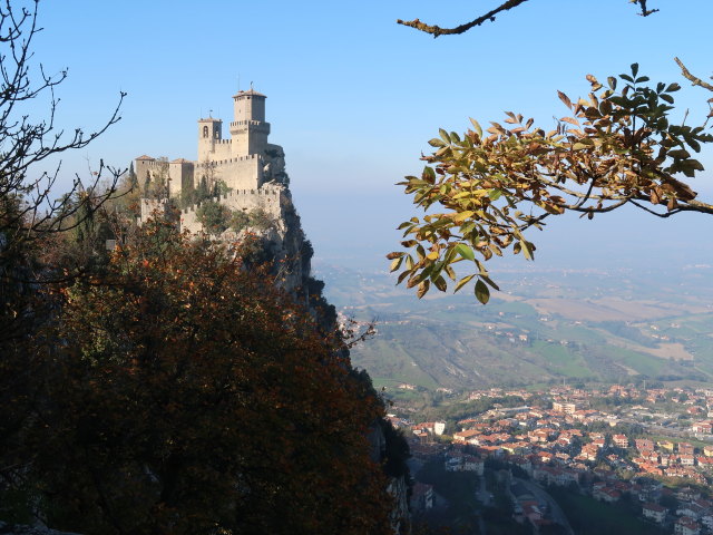 Prima Torre in der Città di San Marino (4. Nov.)