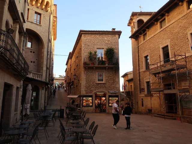 Piazzetta del Titano in der Città di San Marino (4. Nov.)