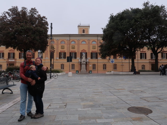 Ich, Nils und Sabine bei der Biblioteca Malatestiana in Cesena (5. Nov.)