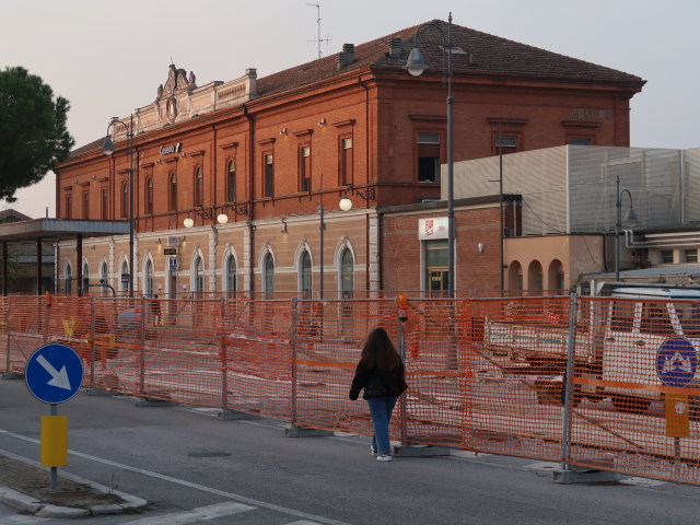 Stazione di Cesena, 35 m (5. Nov.)