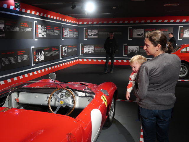 Nils und Sabine im Museo Ferrari in Maranello (7. Nov.)