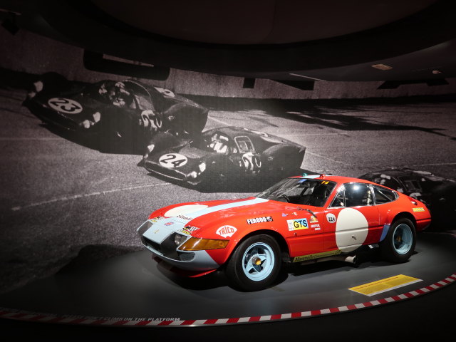 Ferrari 365 GTBA Daytona Competizione im Museo Ferrari in Maranello (7. Nov.)