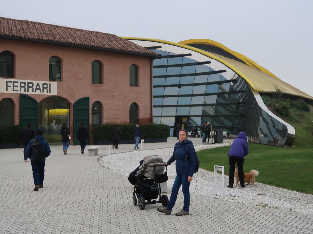 Nils und Sabine im Museo Enzo Ferrari in Modena (8. Nov.)