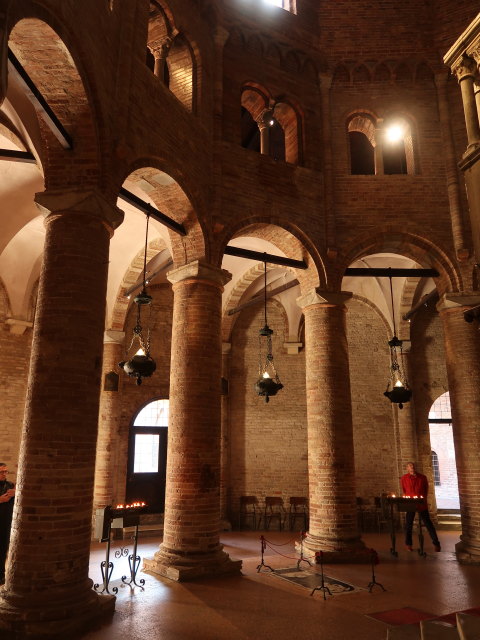 Basilica del Sepolcro in Bologna (10. Nov.)