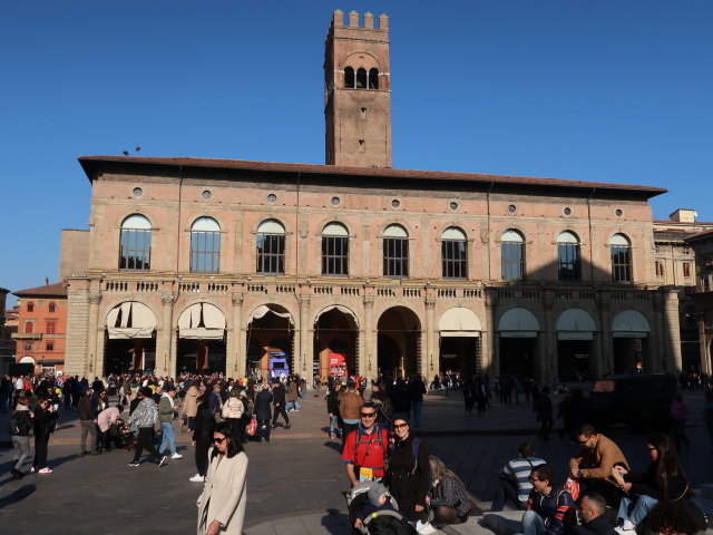 Ich, Nils und Sabine auf der Piazza Maggiore in Bologna (10. Nov.)