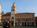 Ich, Sabine und Nils beim Palazzo Comunale in Modena (6. Nov.)