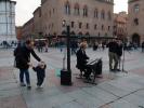 Sabine und Nils auf der Piazza Maggiore in Bologna (9. Nov.)