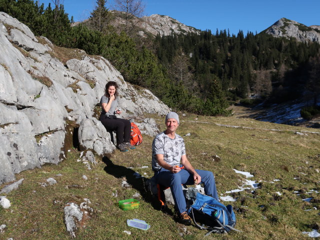 Melanie und Frank zwischen Häuselalm und Plotschboden (16. Nov.)