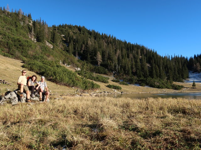 Ich, Melanie und Frank beim Sackwiesensee, 1.414 m (16. Nov.)