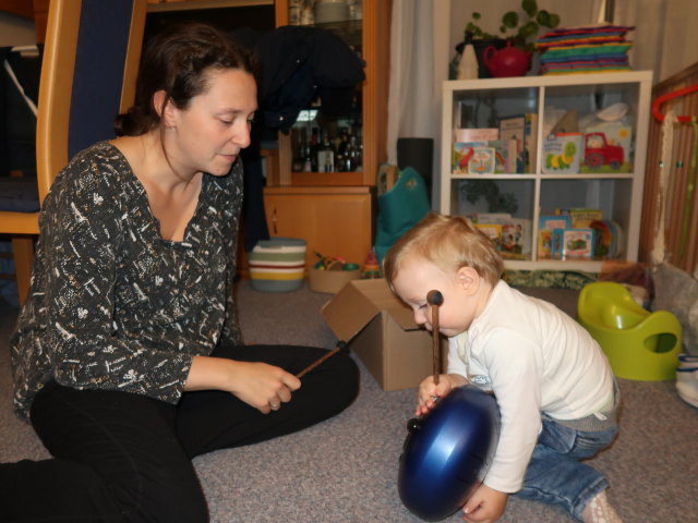 Sabine und Nils in unserer Wohnung