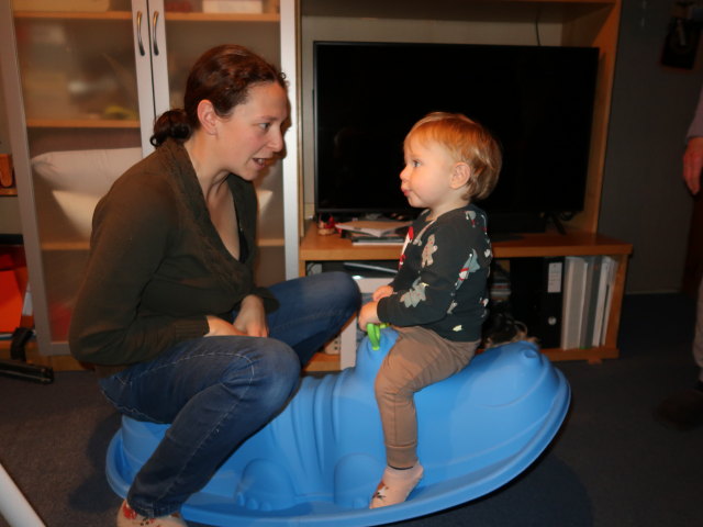 Sabine und Nils im Haus meiner Eltern