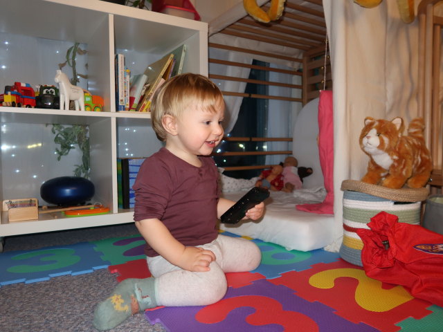 Nils in unserer Wohnung