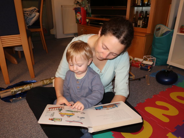 Nils und Sabine in unserer Wohnung