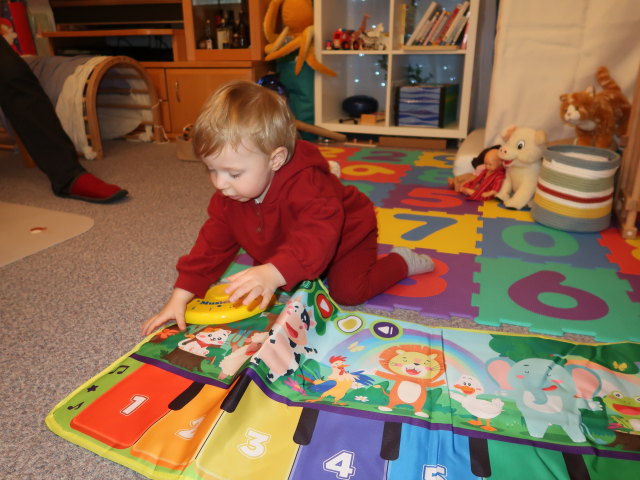 Nils in unserer Wohnung