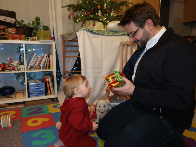 Nils und Markus in unserer Wohnung