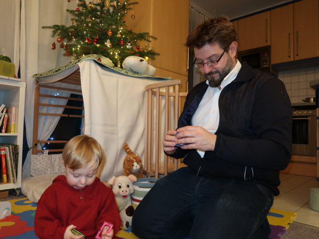 Nils und Markus in unserer Wohnung