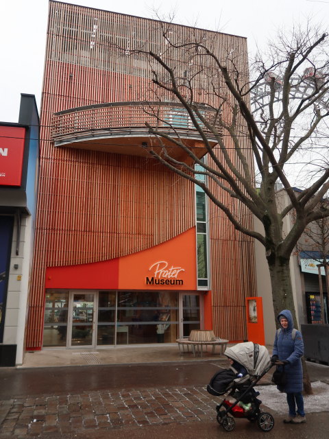 Nils und Sabine beim Pratermuseum