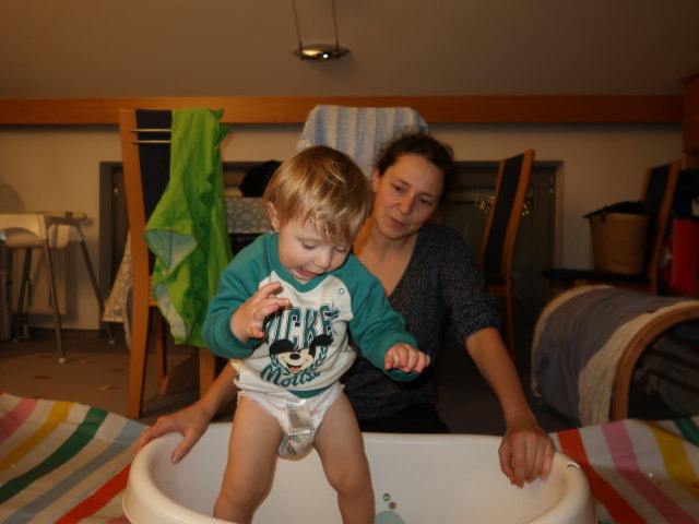 Nils und Sabine in unserer Wohnung