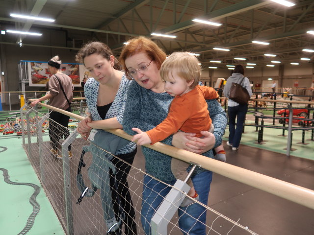 Sabine, Brigitte und Nils in der Lego-Welt