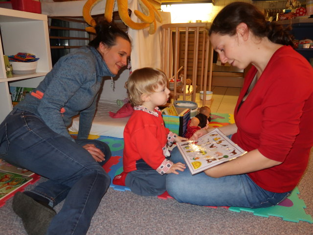 Ursa, Nils und Sabine in unserer Wohnung