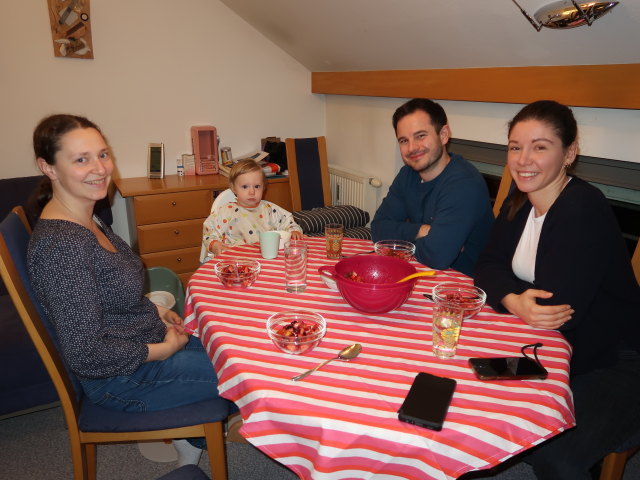Sabine, Nils, Sebastian und Daniela in unserer Wohnung