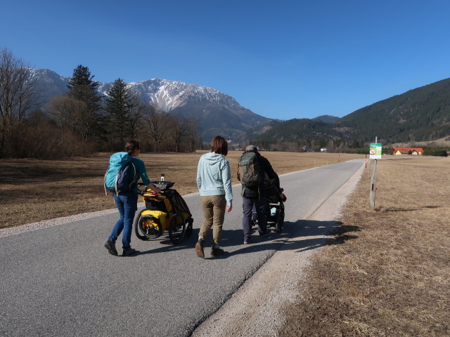 Sabine, Hannelore und Manuel zwischen Puchberg am Schneeberg und Im Prater