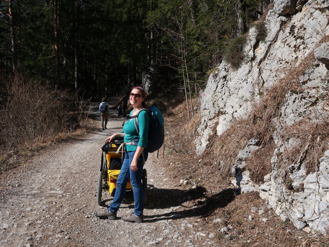 Hannelore, Manuel und Sabine am R&ouml;merweg zwischen Unternberg und Fadengraben