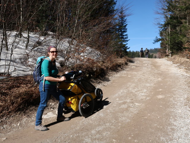 Sabine, Hannelore und Manuel am R&ouml;merweg zwischen Fadengraben und Mamauwiese