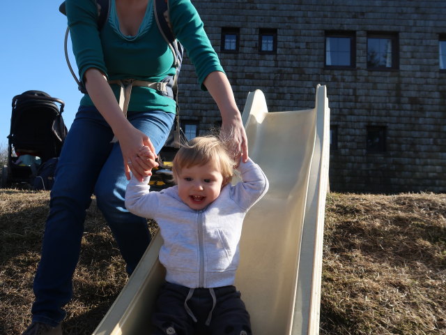 Sabine und Nils beim &Ouml;hler-Schutzhaus, 1.028 m