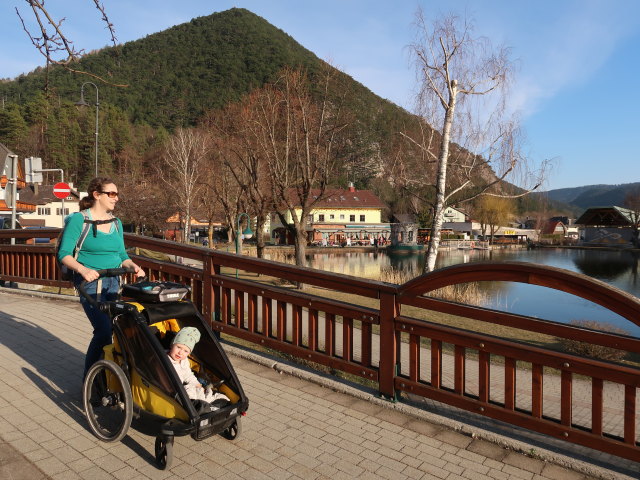 Sabine und Nils im Kurpark in Puchberg am Schneeberg