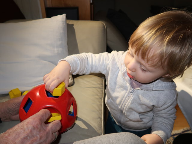 Nils im Haus meiner Eltern