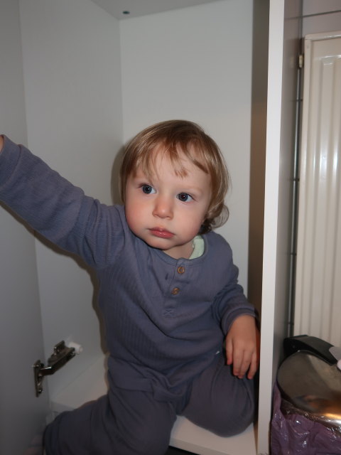 Nils in unserer Wohnung