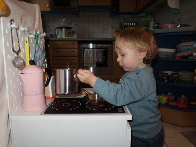 Nils in unserer Wohnung