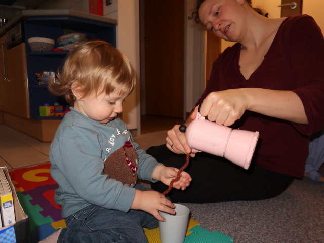 Nils und Sabine in unserer Wohnung