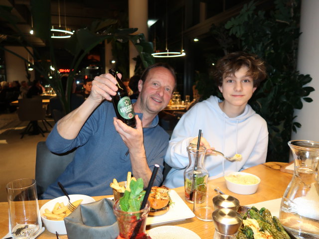 J&ouml;rg und Christian im Grillrestaurant Heat