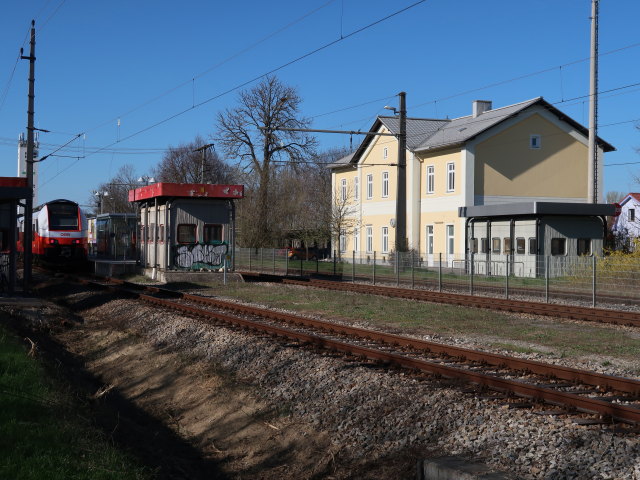 Bahnhof Schleinbach, 198 m