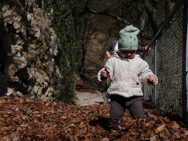 Nils in der Ruine Johannstein