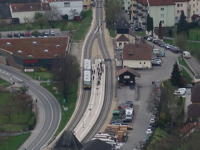 Bahnhof Spitz an der Donau, 206 m