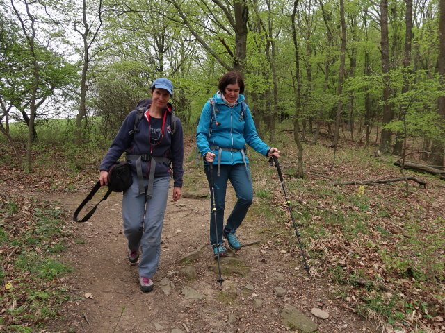 Sonja und Kerstin am Welterbesteig zwischen Mieslingtal und St. Michael