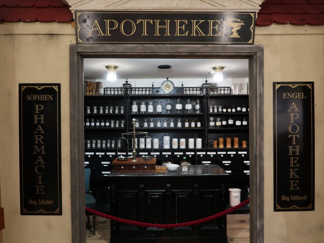 Apotheke in der Sammlung Alltag & Handel