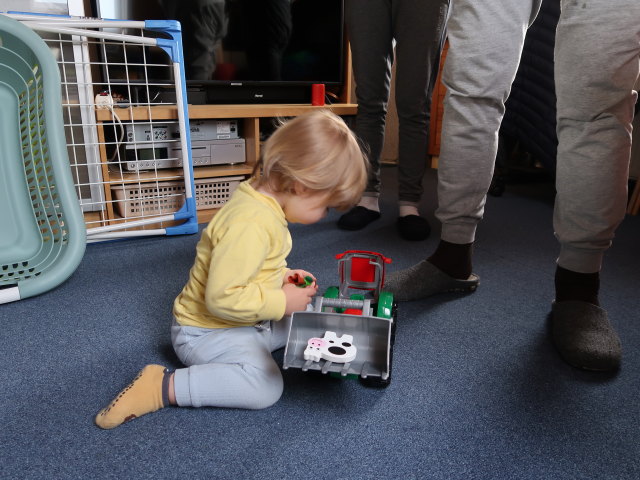 Nils, Mama und Papa im Haus meiner Eltern