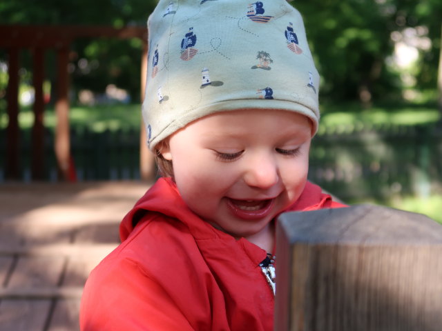 Nils am Erlebnisspielplatz Schlosspark Wolkersdorf