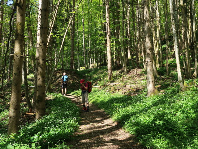 Frank und Melanie zwischen Br&uuml;ckelstube und Aussichtsplattform Hollerberg