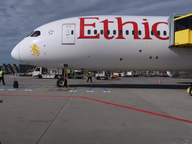 ET 724 am K&oslash;benhavns Lufthavn, 5 m (17. Mai)