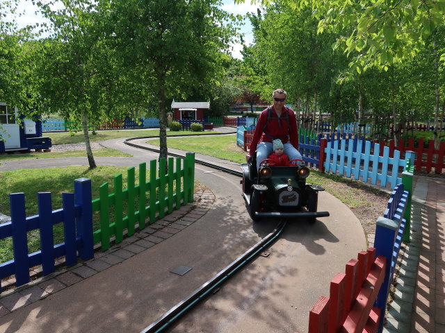 Ich und Nils im Sommerland Sj&aelig;lland in N&oslash;rre Asmindrup (18. Mai)