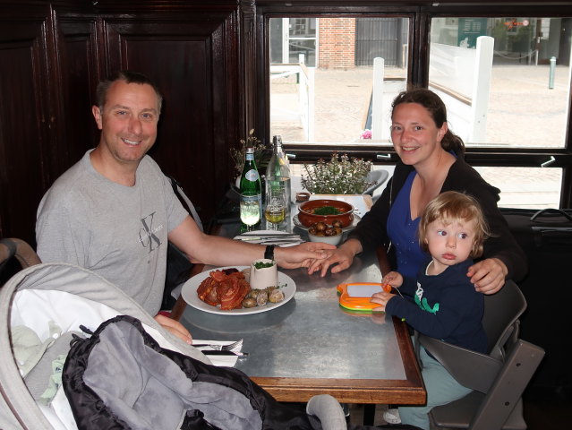 Ich, Sabine und Nils im Restaurant Bryggerg&aring;rden in Roskilde (18. Mai)