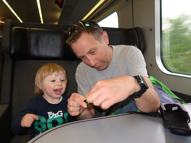 Nils und ich im IC 50173 (18. Mai)