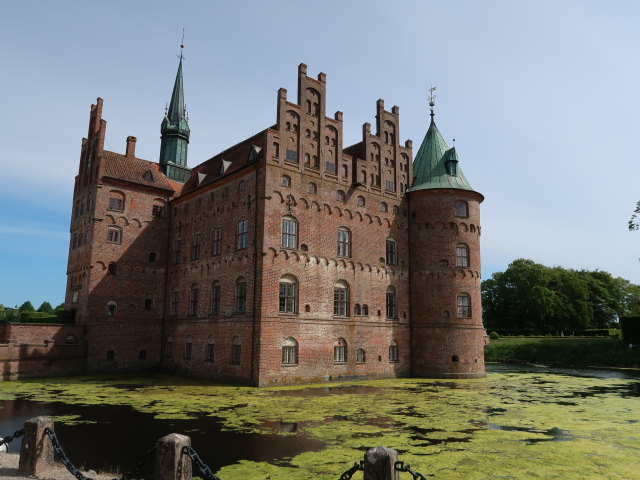 Egeskov Slot in Kv&aelig;rndrup (19. Mai)