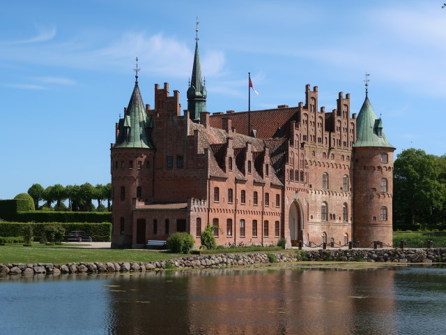 Egeskov Slot in Kv&aelig;rndrup (19. Mai)