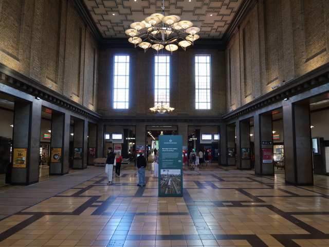 Aarhus Hovedbaneg&aring;rd, 12 m (20. Mai)